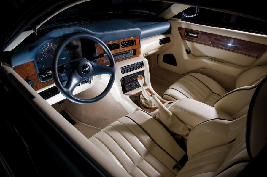 Интерьер Aston Martin Virage 1990 года  (NA) (фото 5 из 52)